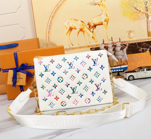 ルイヴィトンバッグ側面デザイン